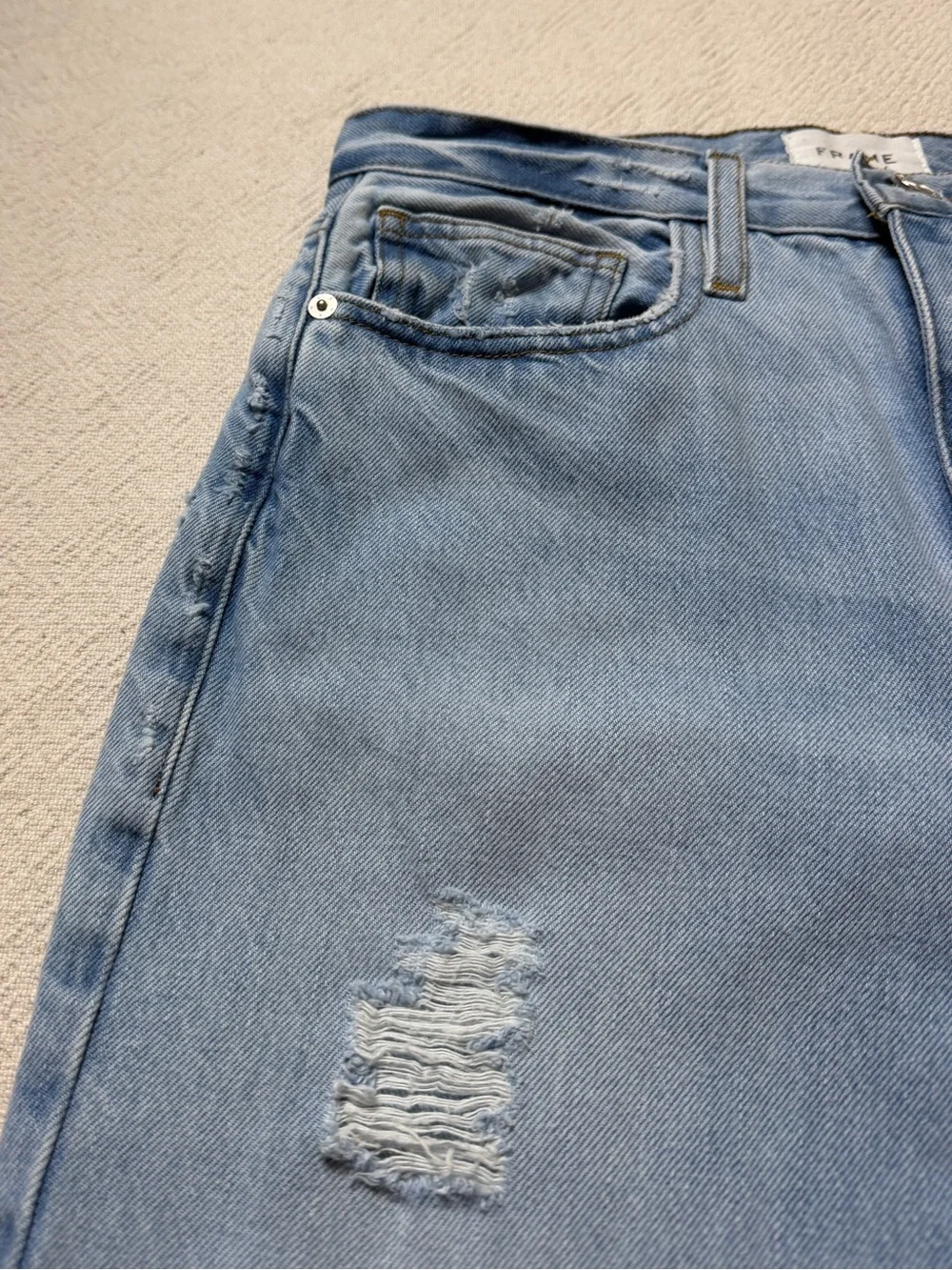 FRAME Le Jane Crop Distressed Jeans 26 Light Blue Wide Leg Boho Coastal - Picture 6 of 12